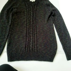 Debbie Morgan small sweater